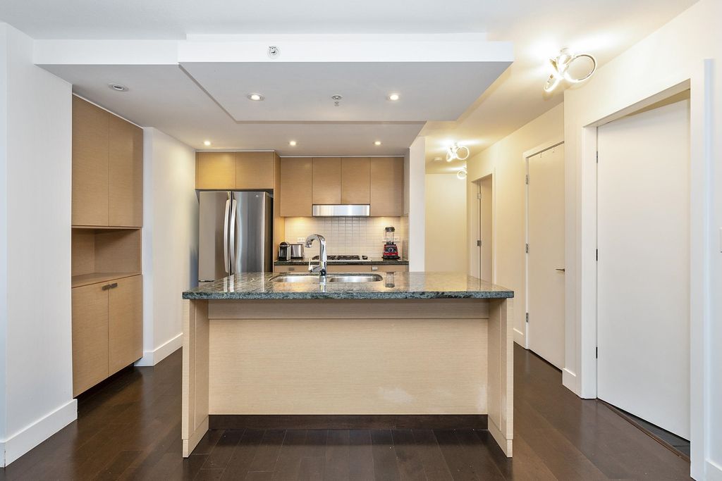 listing image 1101084996843222014