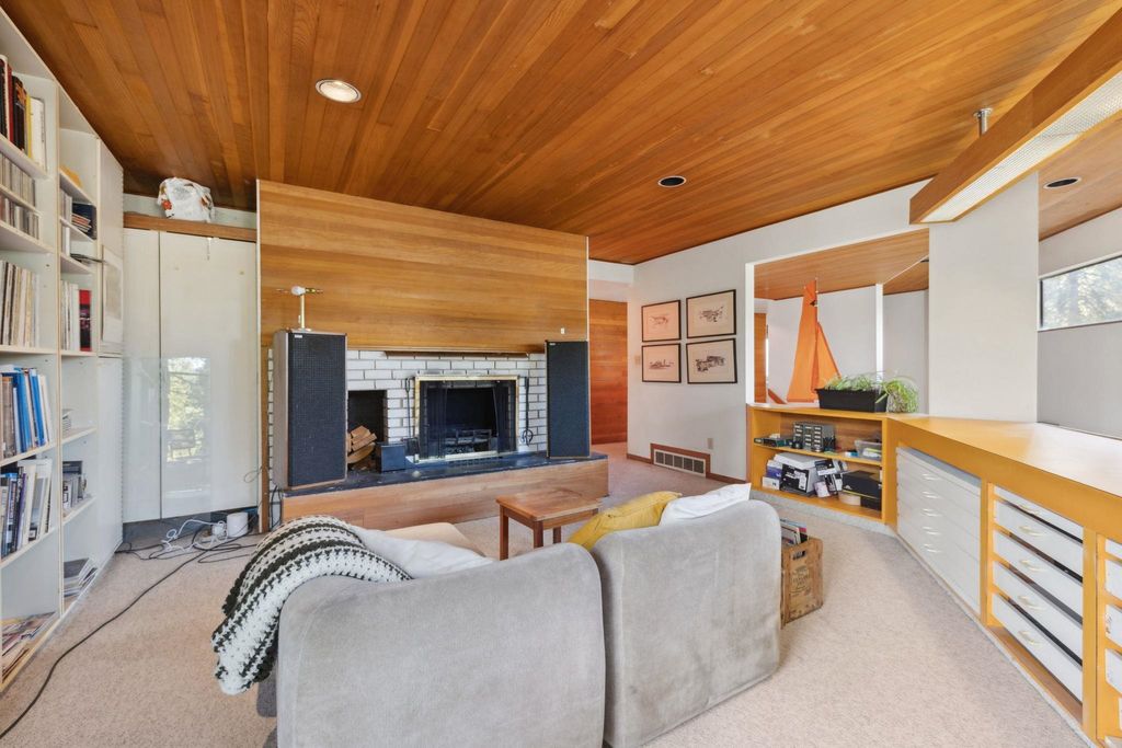 listing image 1100734386297248374