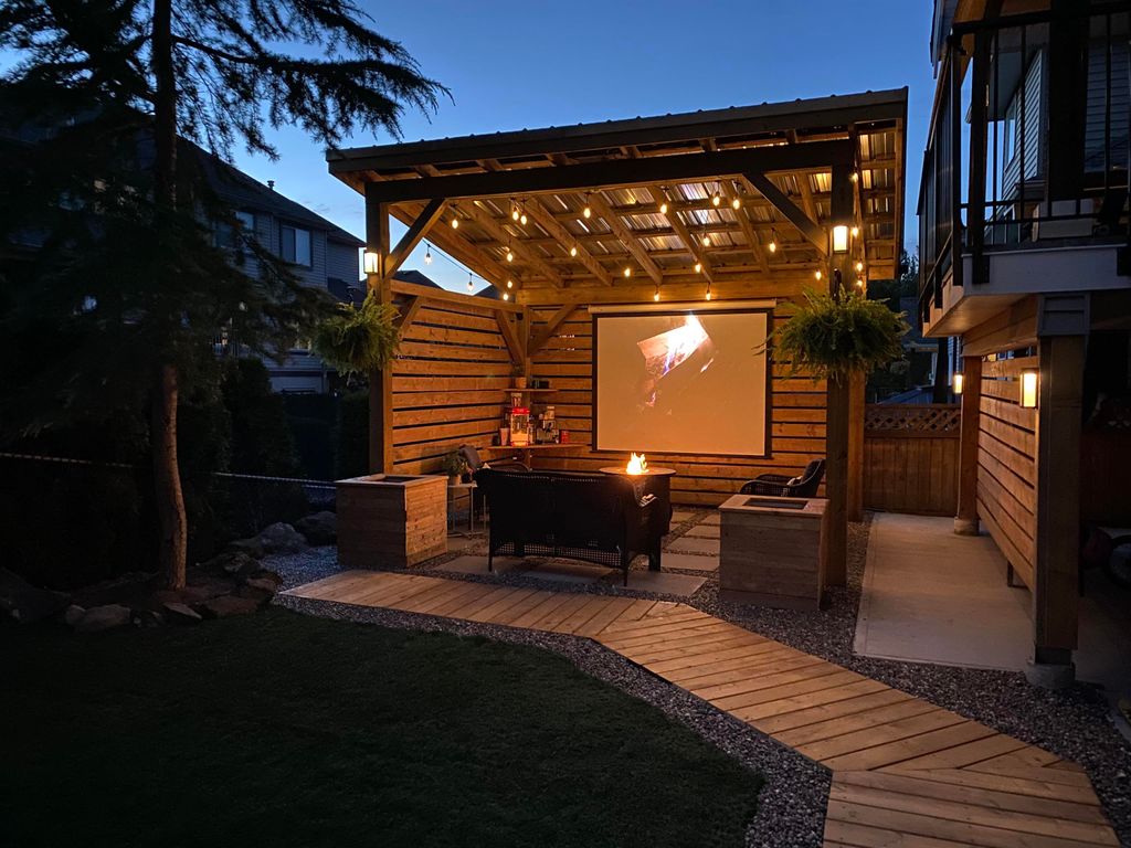 listing image 1103534062337284069