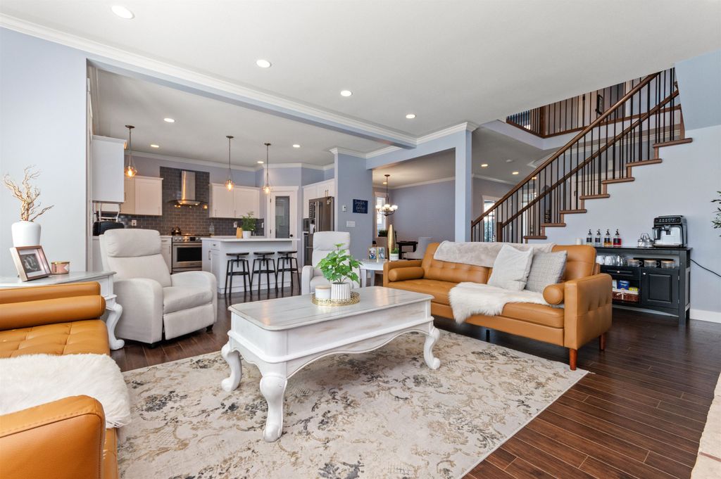 listing image 1101280412323772973
