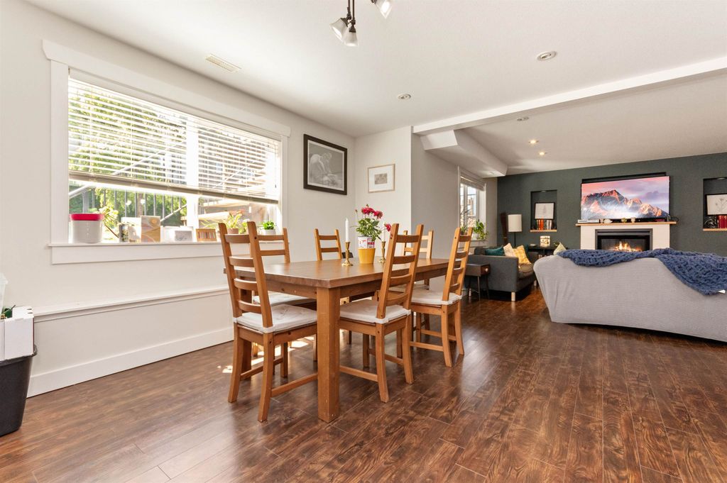 listing image 1101402374326030131