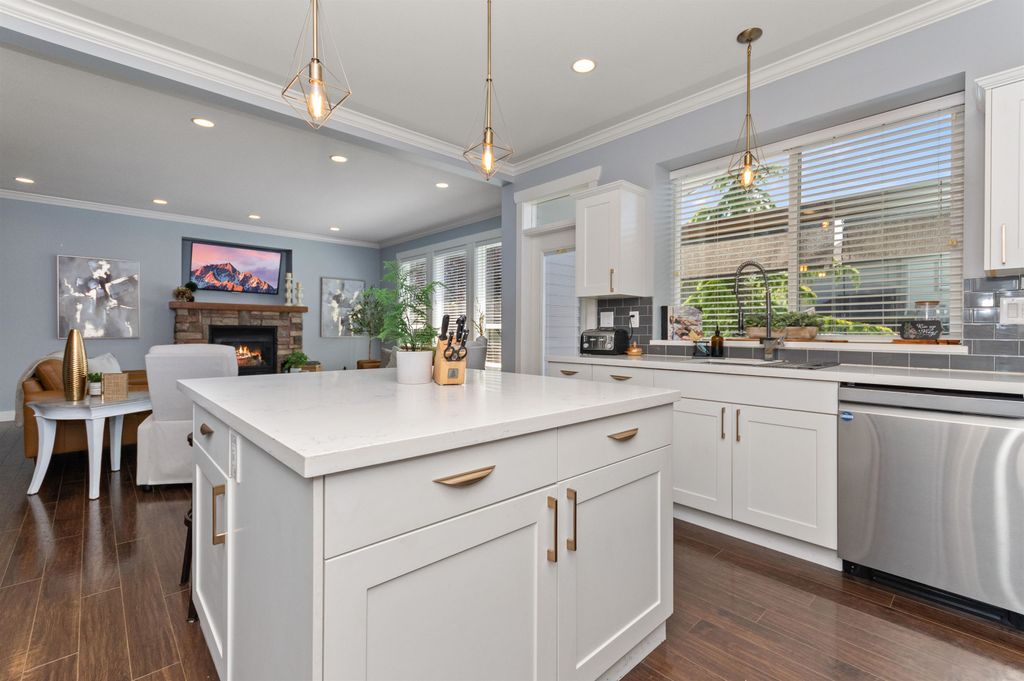 listing image 1103046969675377848