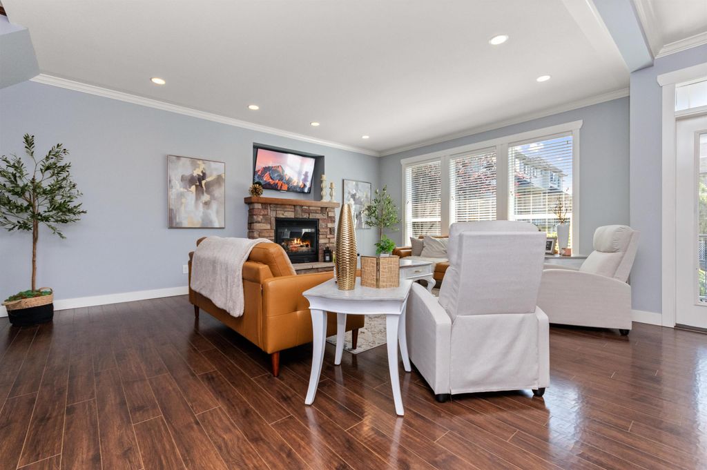 listing image 1101452921430460445