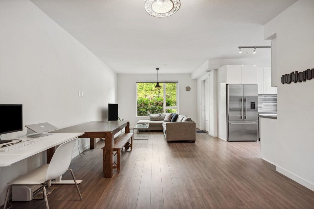 listing image 1105345962335619544