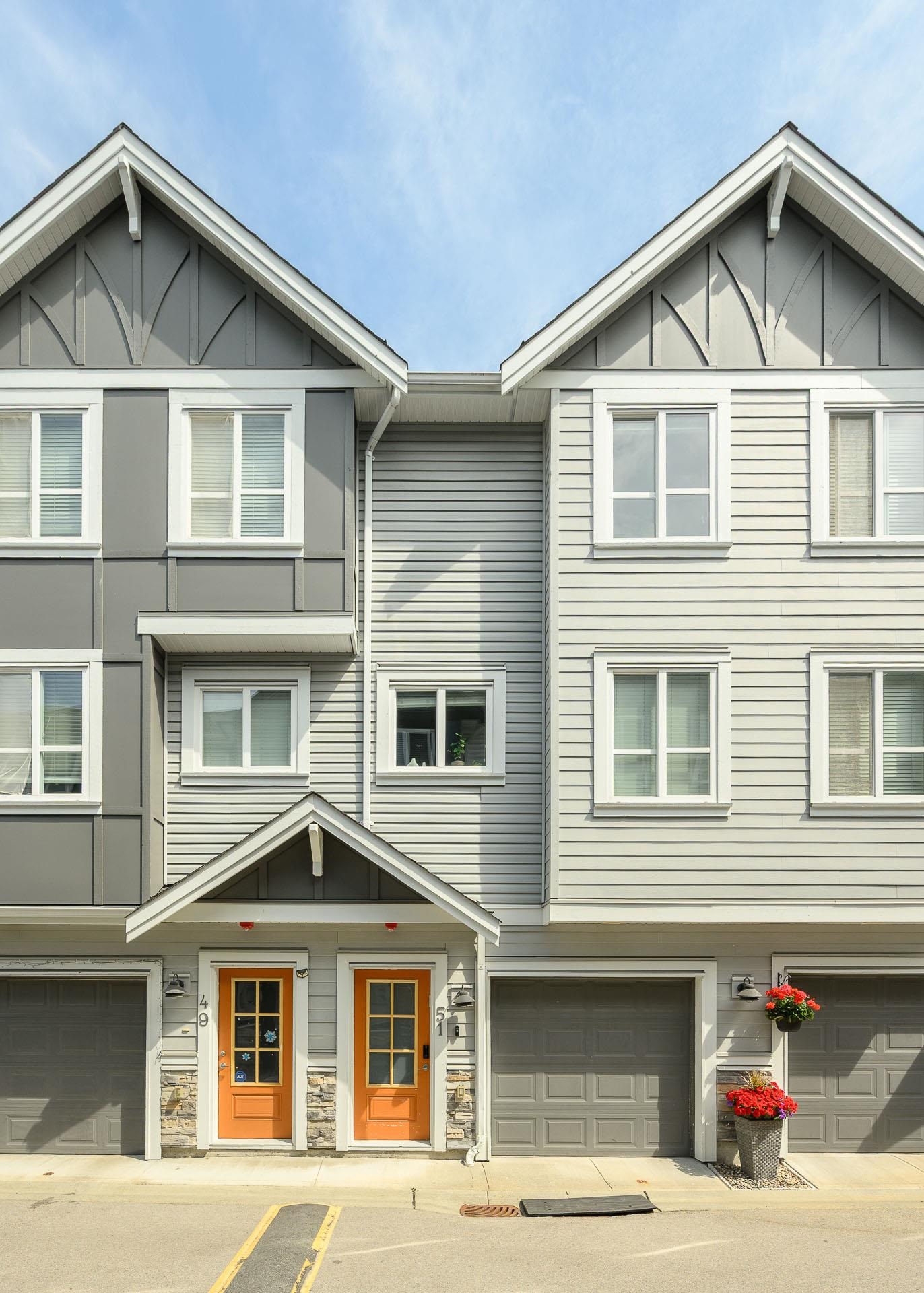 20860 76 Avenue 51