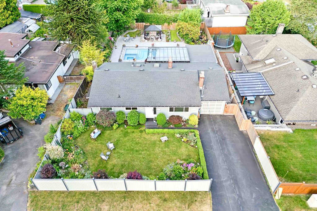 listing image 1100777473754118678