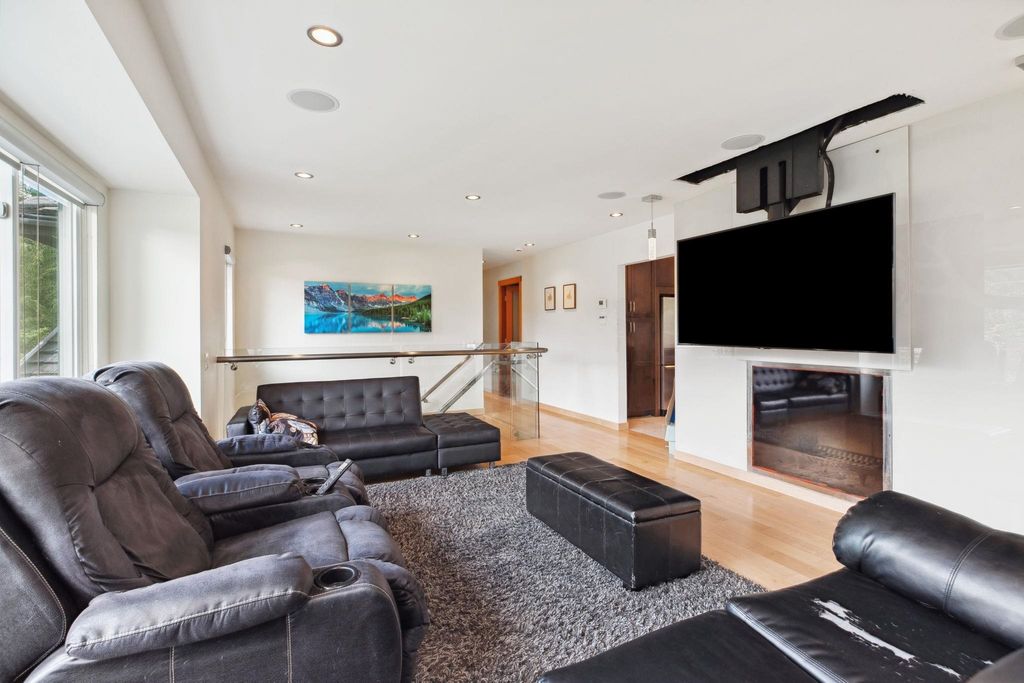 listing image 1101185401779207638