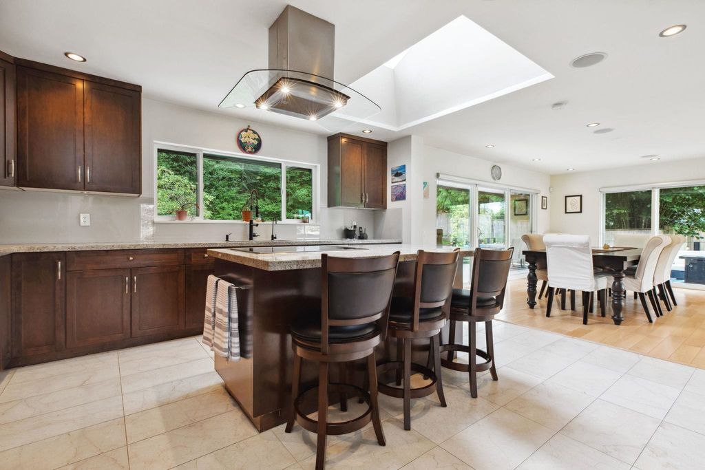 listing image 1101644511041874470