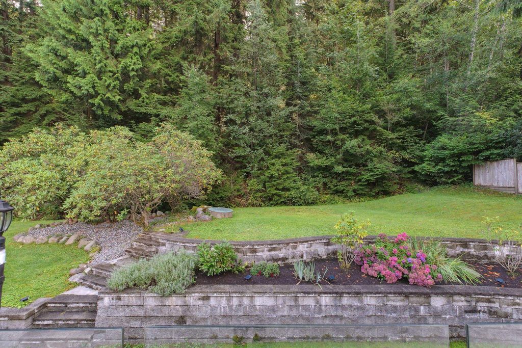 listing image 1109119844229633287