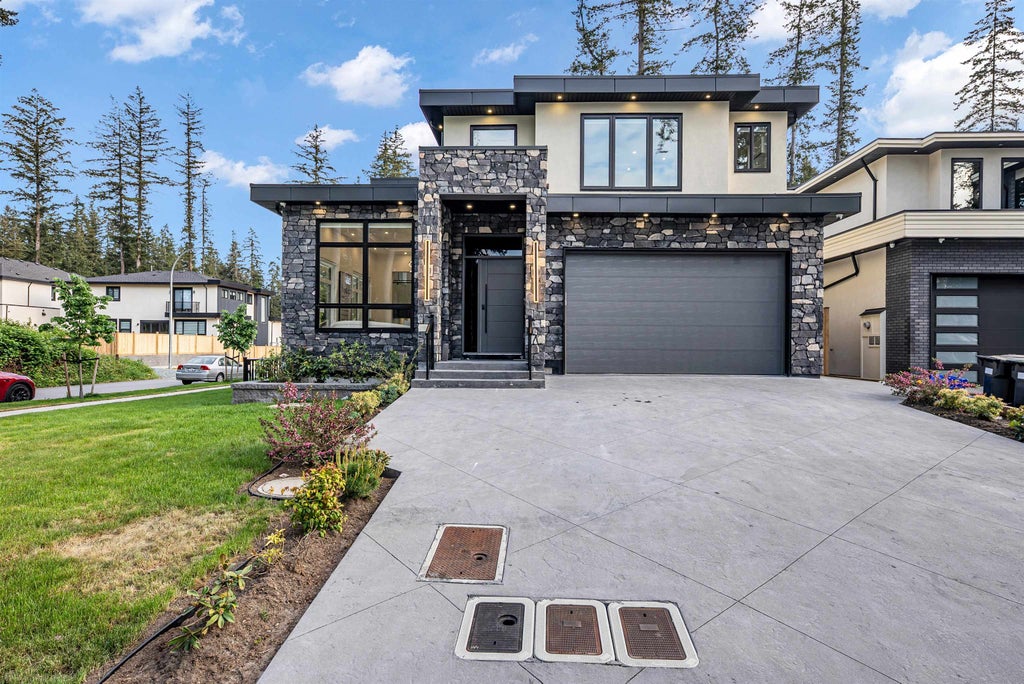 Photo of 20280 27a Avenue, Langley, BC V2Z 0B6 (MLS # R3161175)