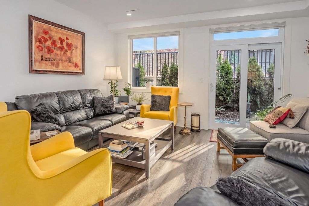 Photo of 34825 Delair Road #15, Abbotsford, BC V2S 0J7 (MLS # R3110169)