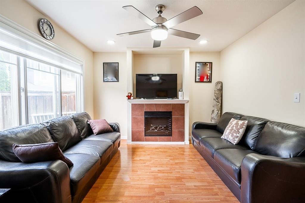 6110 138 Street 35