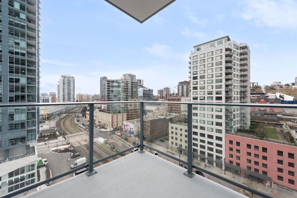 listing image 1103387011303448665