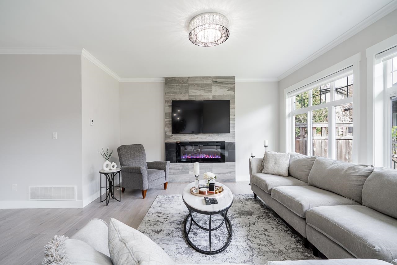 17033 Fraser Highway 12