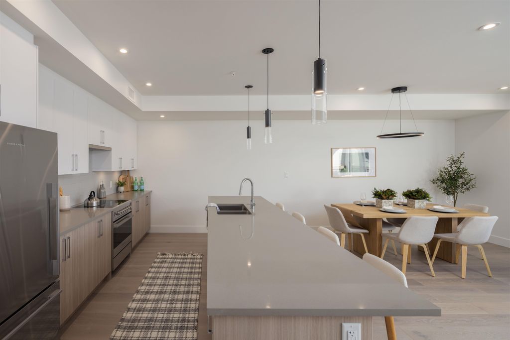 listing image 1102630893185099183