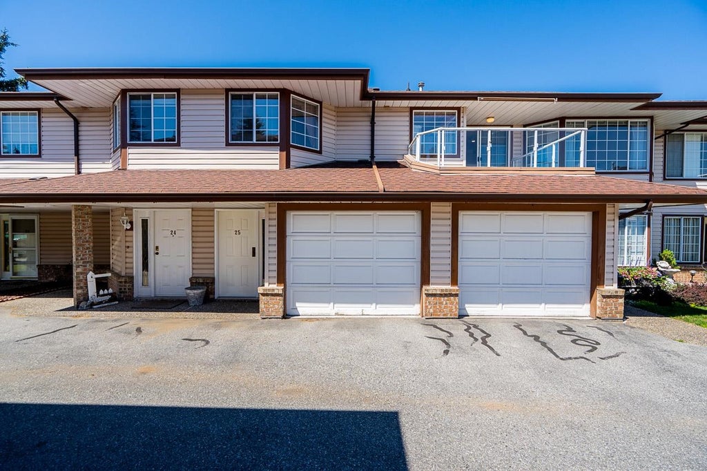Photo of 32659 George Ferguson Way #25, Abbotsford, BC V2T 4E4 (MLS # R3138909)