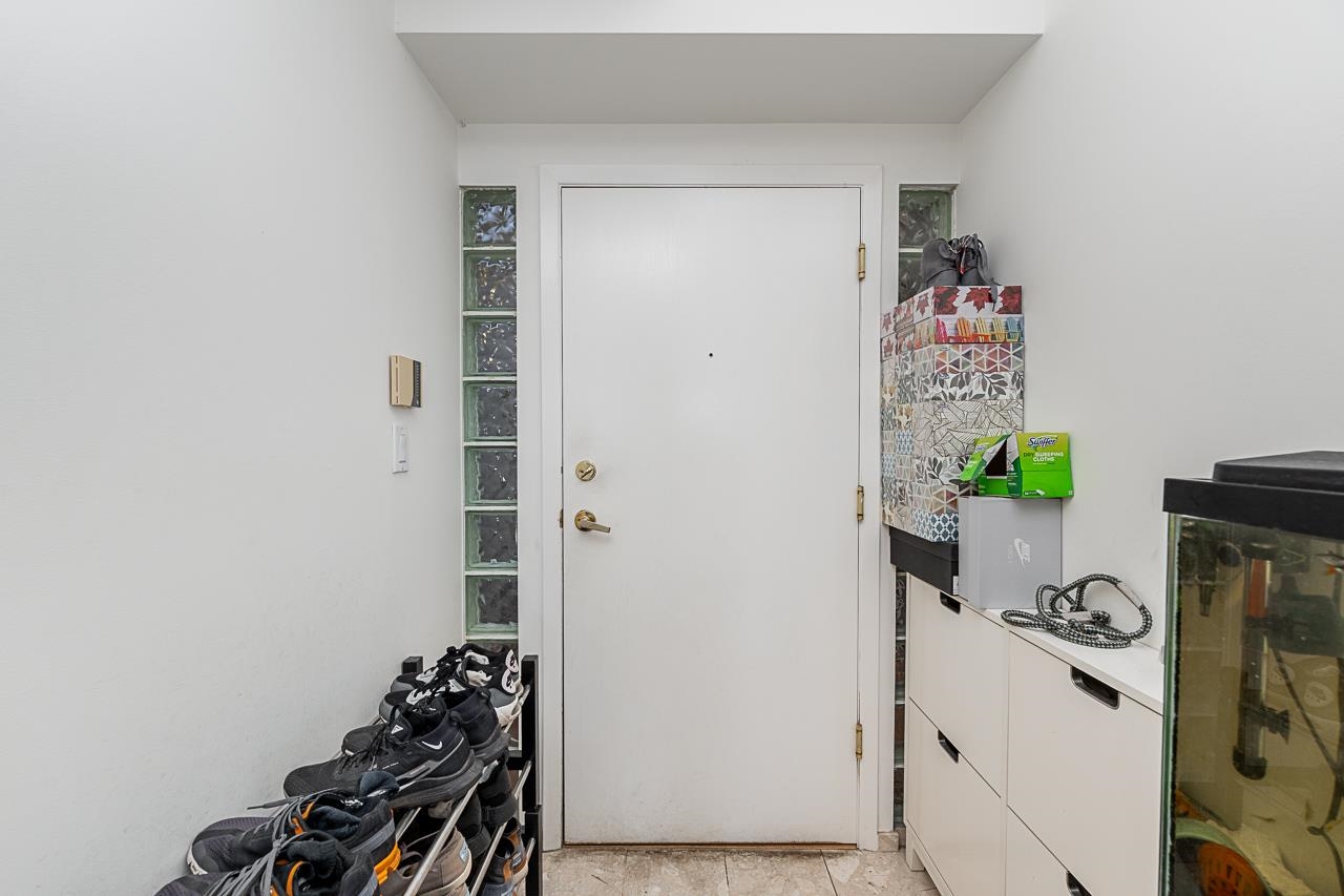 3061 E Kent Avenue North 1403
