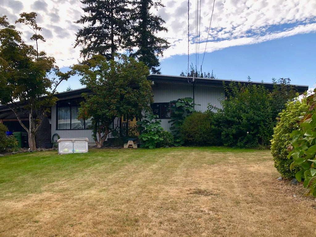 Photo of 10125 Fairview Drive, Chilliwack, BC V2P 5J3 (MLS # R3168571)