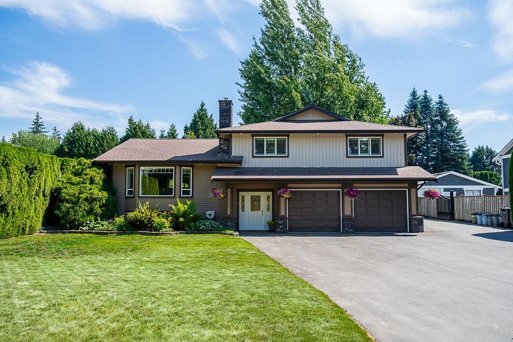 Photo of 24762 58a Avenue, Langley, BC V2Z 1H3 (MLS # R3141045)