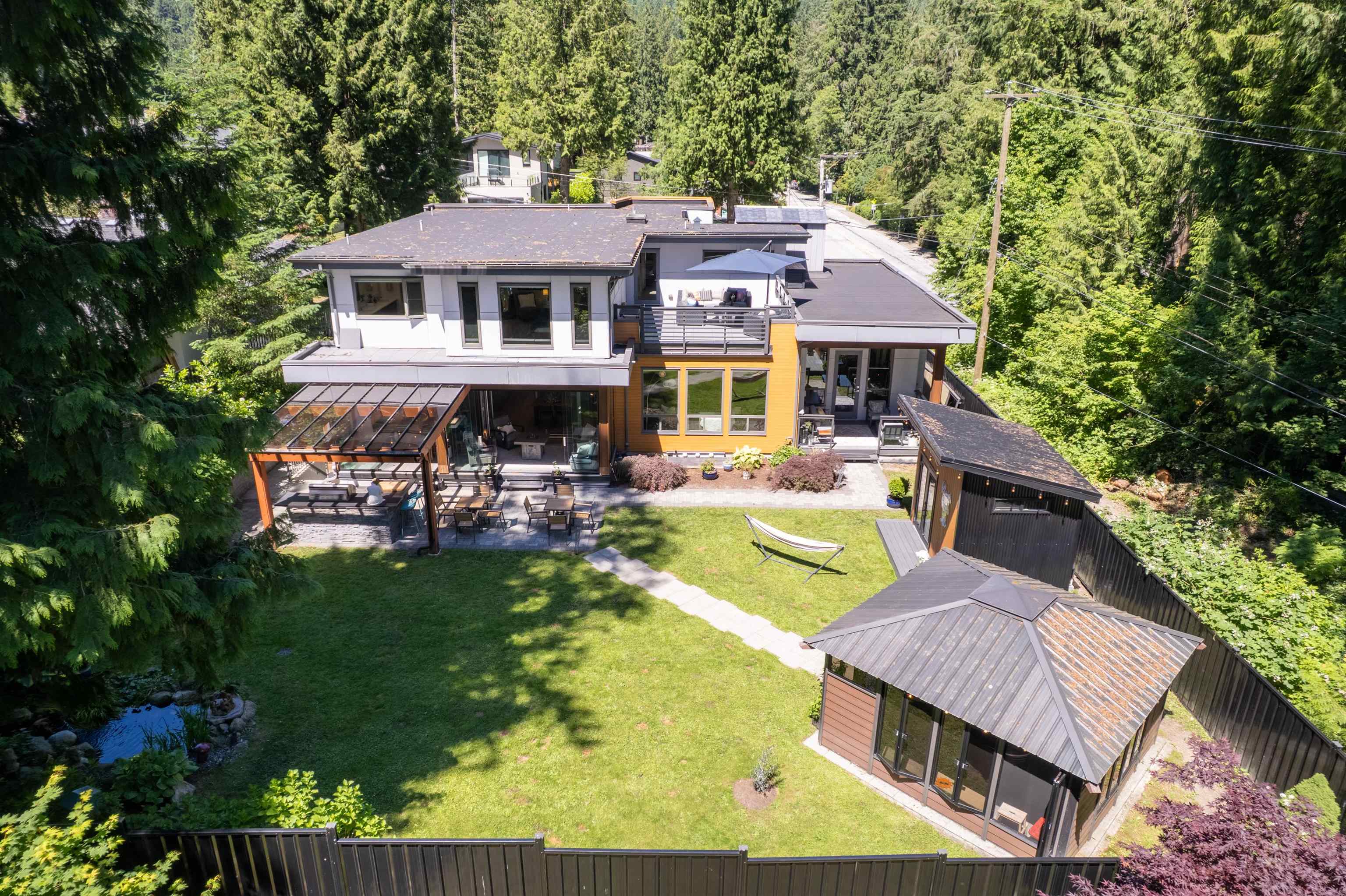 693 E Osborne Road
