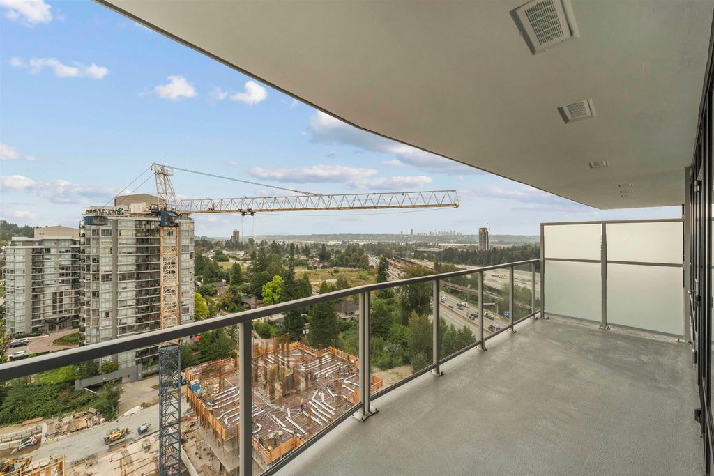 listing image 1104742457003864253