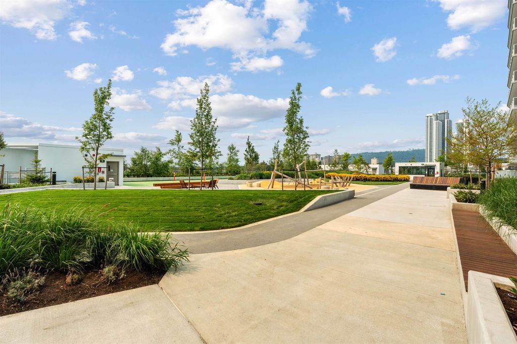 listing image 1103482754997217969