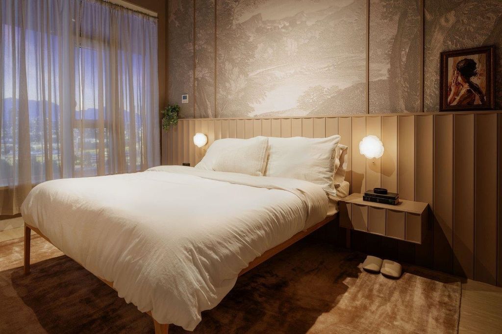 listing image 1105314854103437452