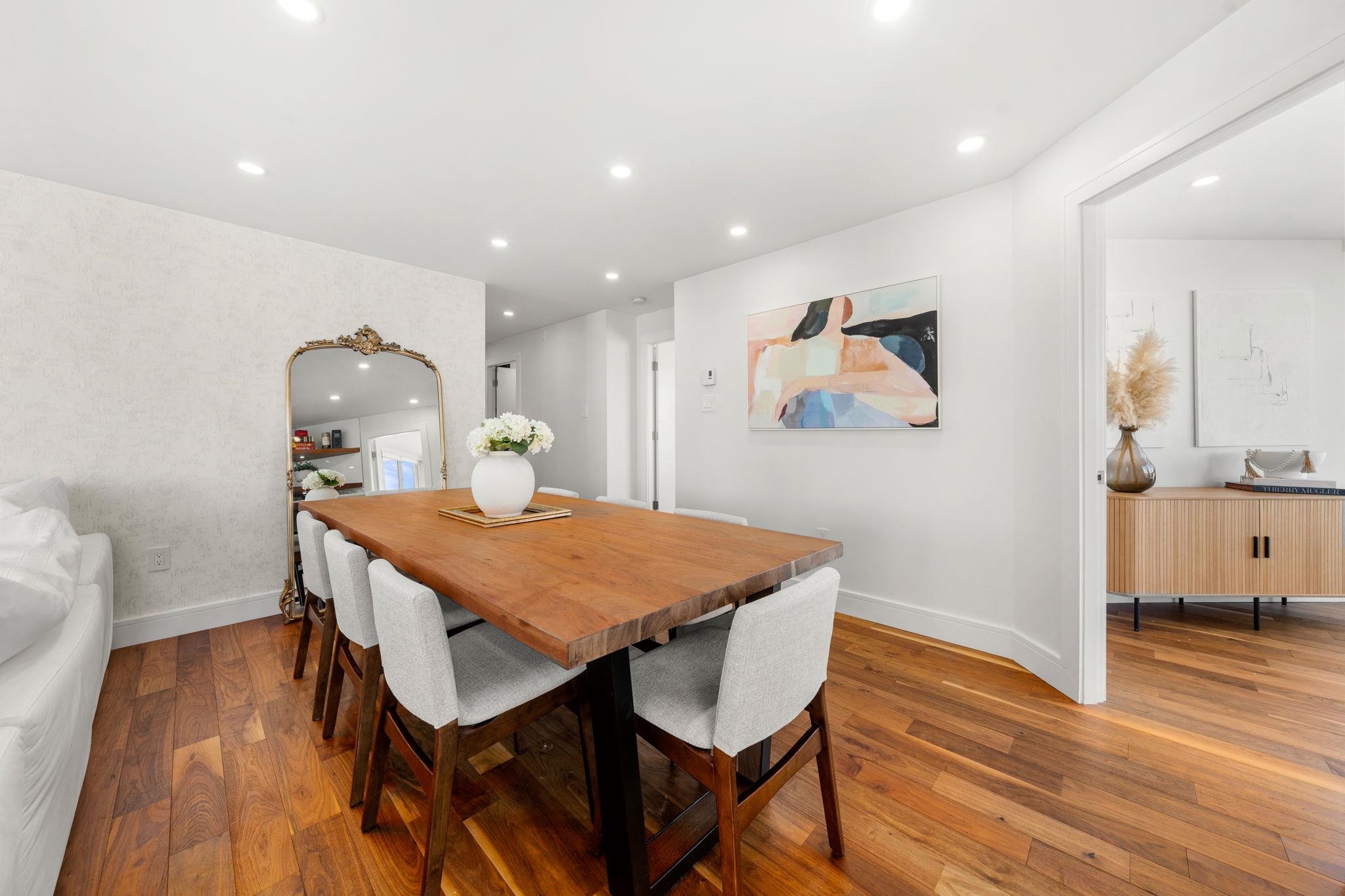 1245 Quayside Drive 1704