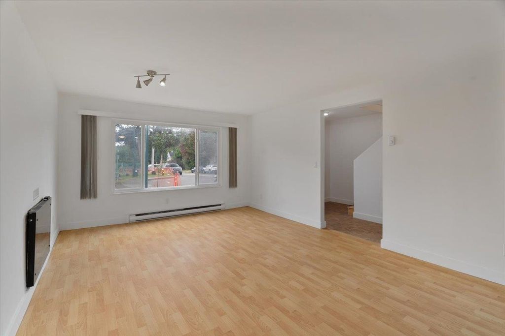 listing image 1105988378686039111