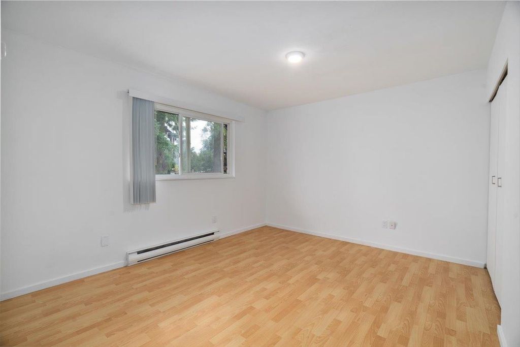 listing image 1108989177484643676