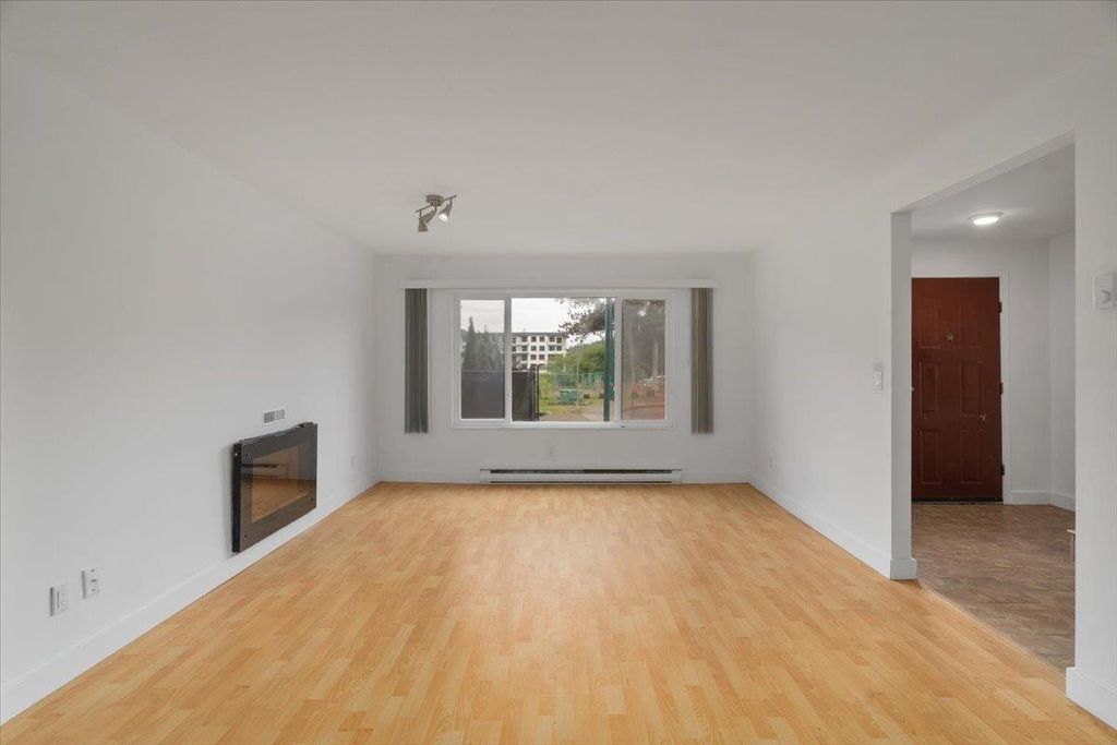 listing image 1107276984889095641