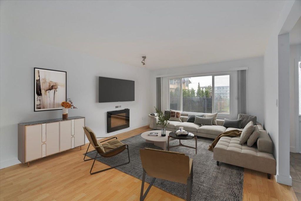 listing image 1109270599542115801