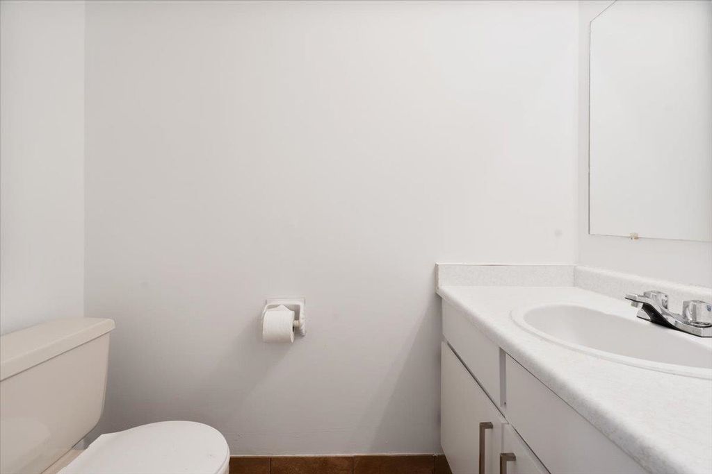 listing image 1107809463300769357