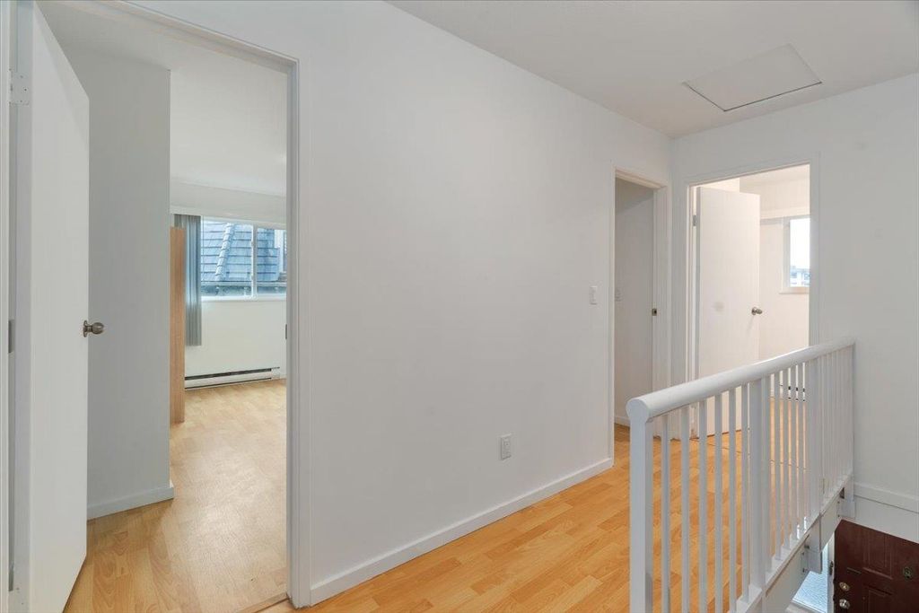 listing image 1107121917346174169