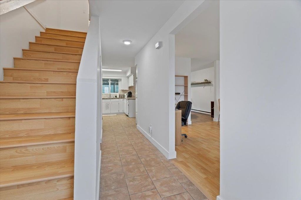 listing image 1100425268356956016