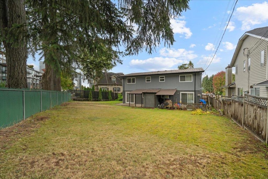 listing image 1102827793225718306