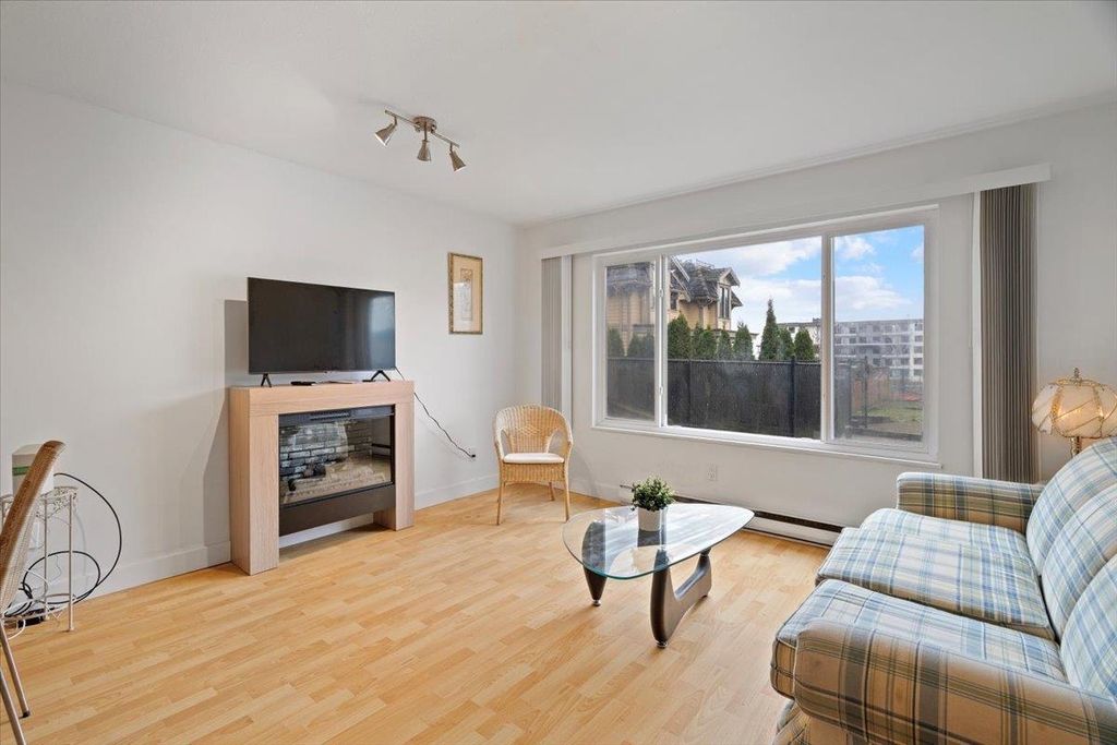 listing image 1107748530351635460