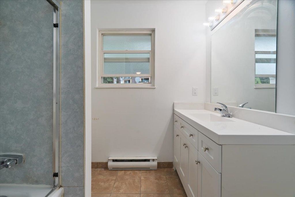 listing image 1100621230411822032
