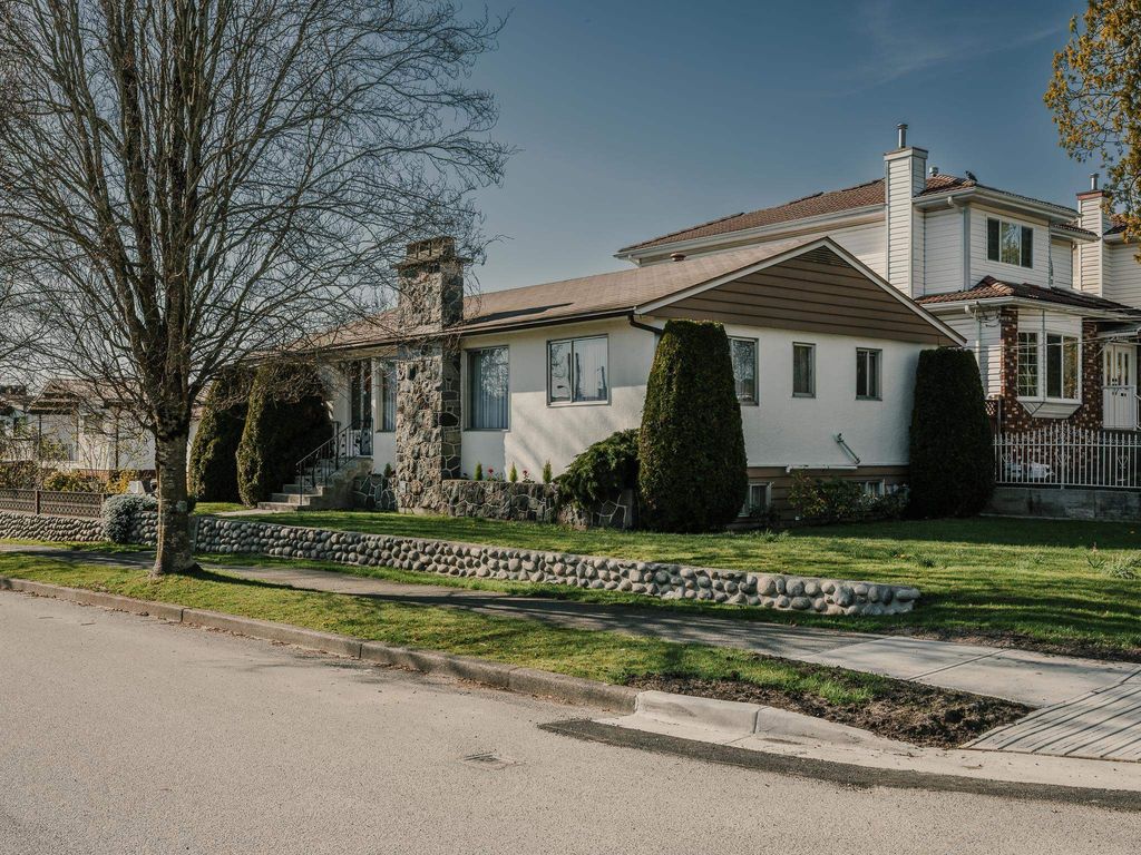 listing image 1103599848165953879