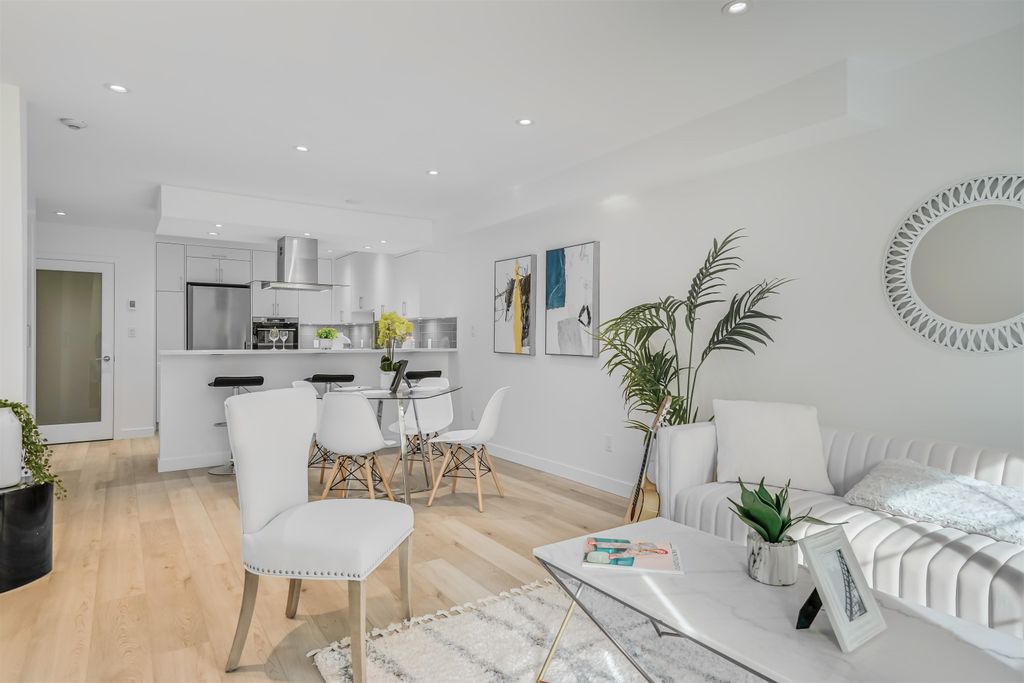 listing image 1101026094497281761