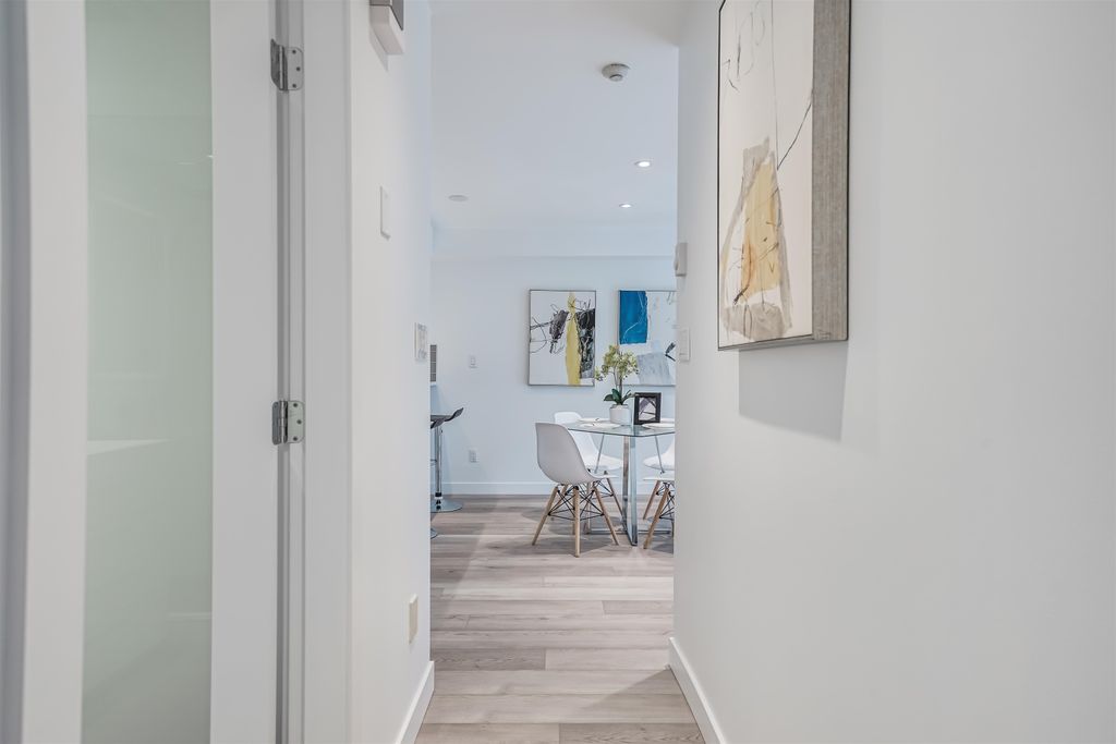 listing image 1108090245584659021