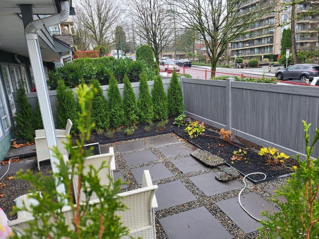 listing image 1108006117487613732