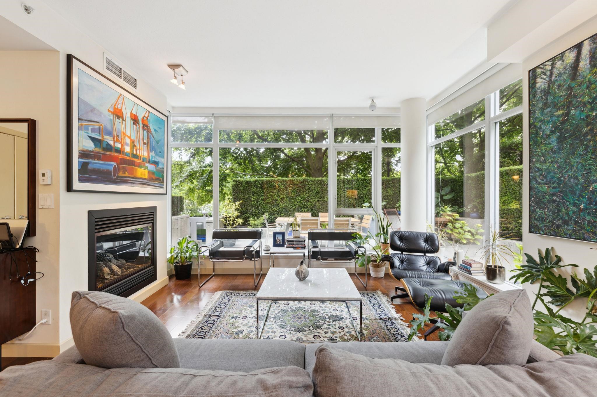 1233 W Cordova Street TH12