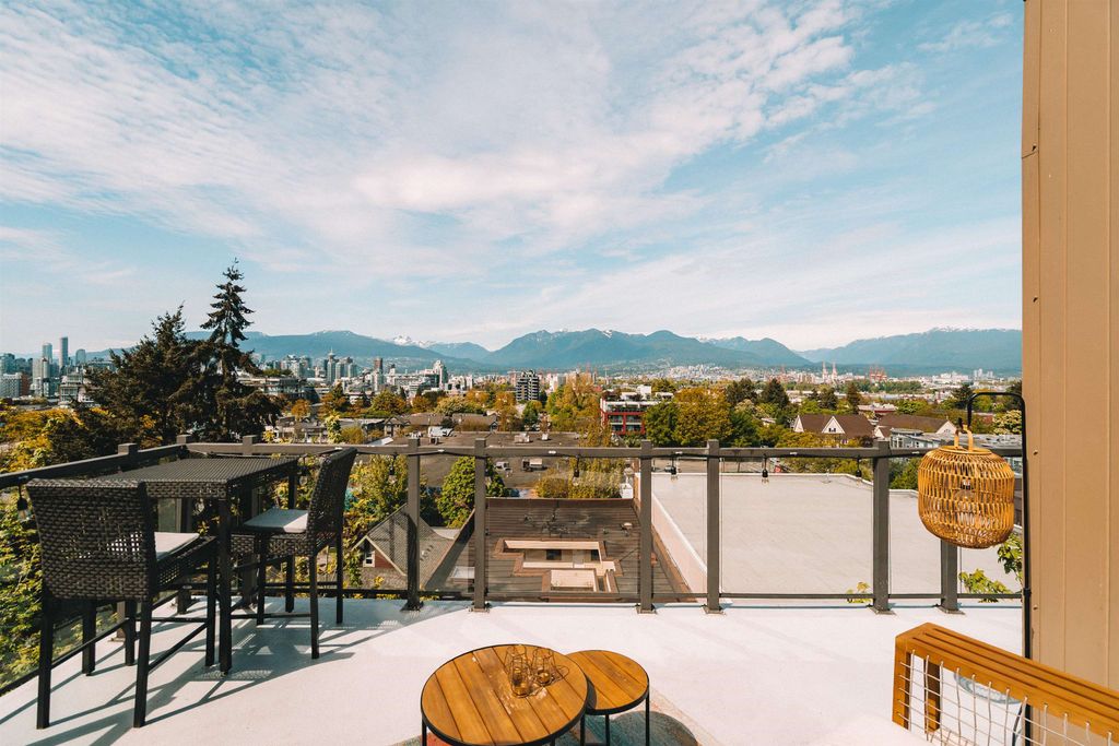 listing image 1103464884122300960