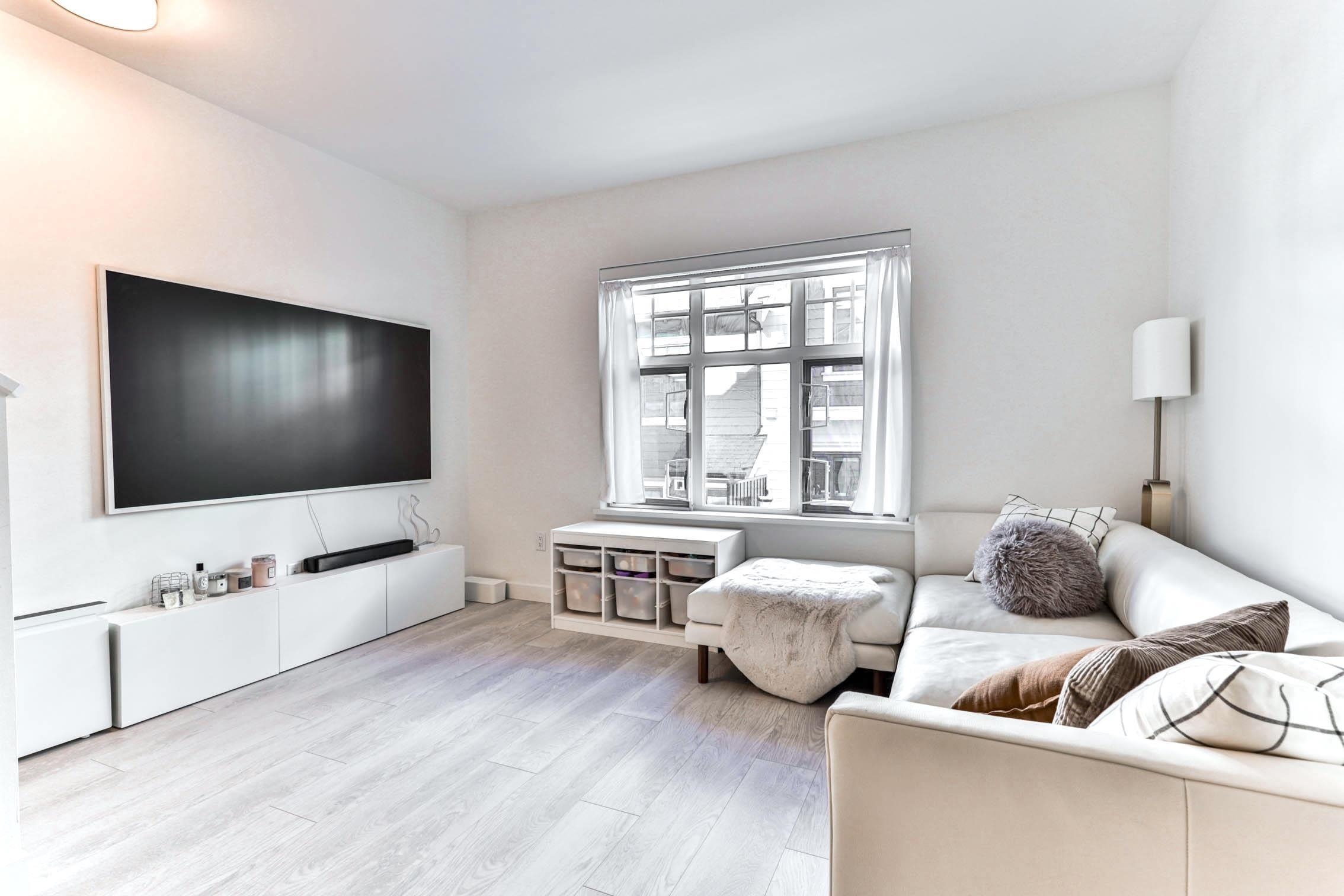 678 Fairview Street 204