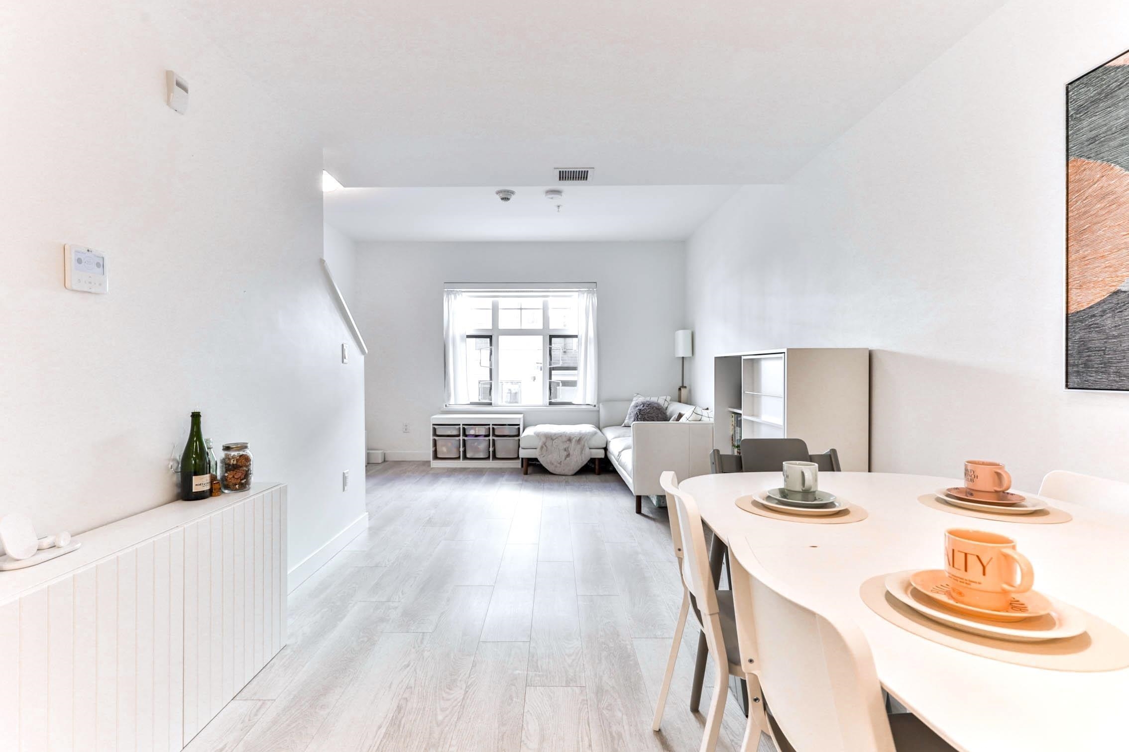 678 Fairview Street 204