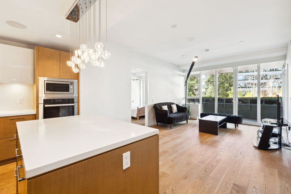 listing image 1109919385262550539