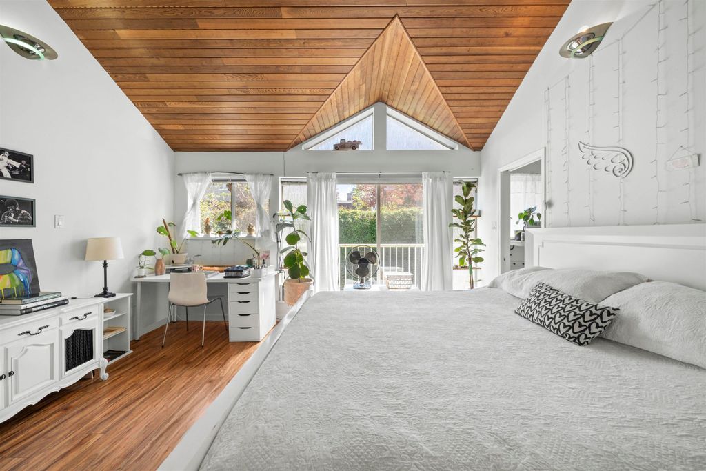 listing image 1107990450197762702