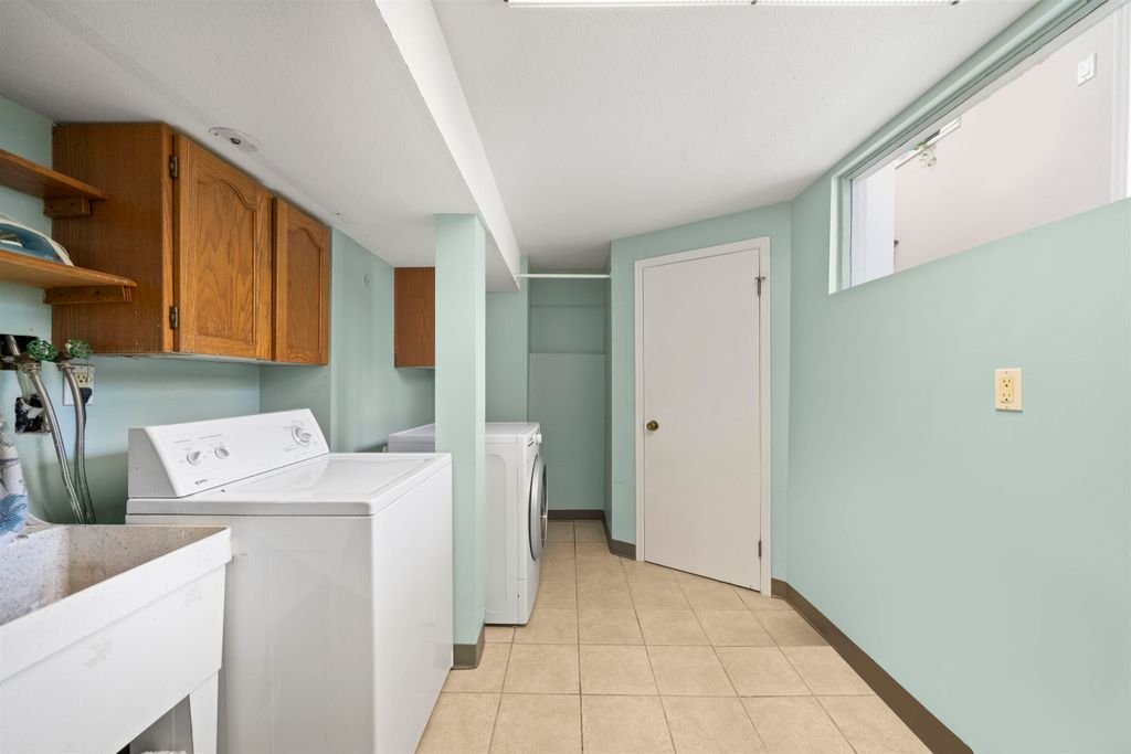 listing image 1107446242140801722