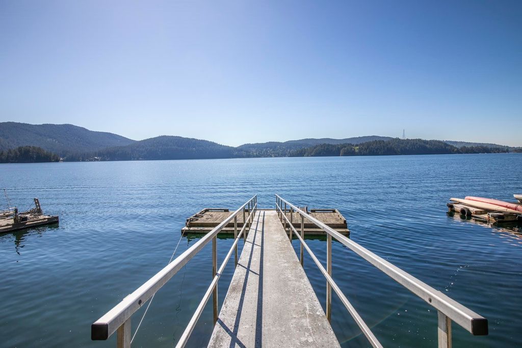 listing image 1109520618477240290